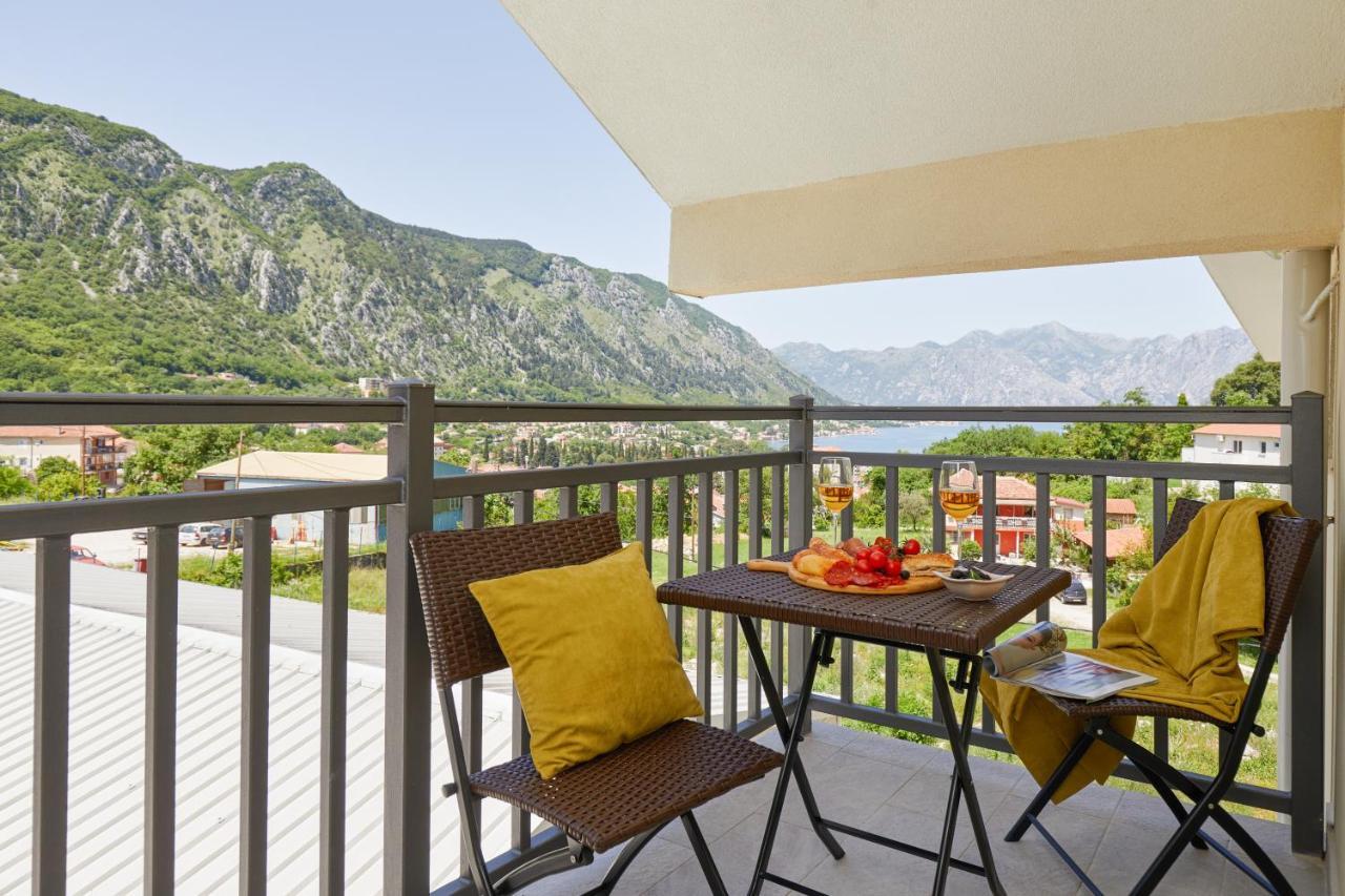 Peaceful Sunhill Apartments Kotor Exteriör bild